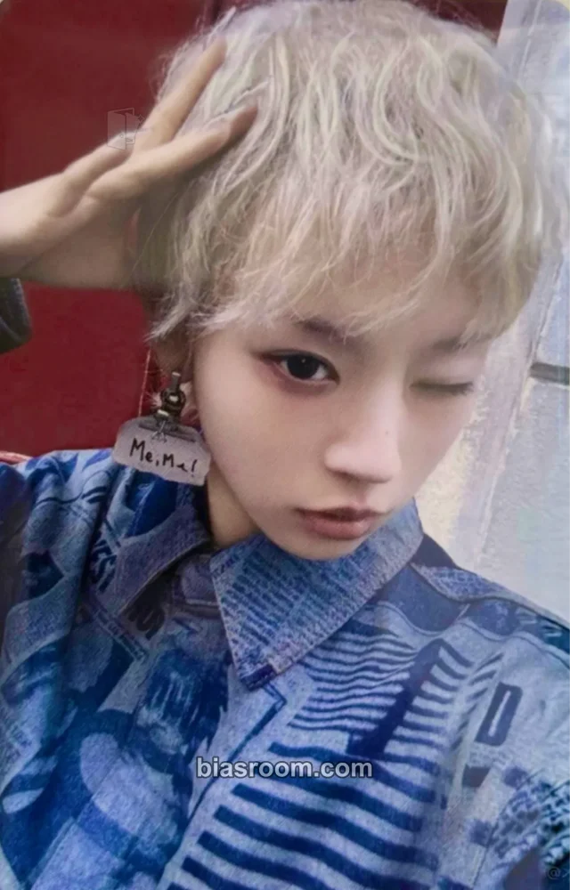 Photocard K-pop Moka ILLIT MAMIHLAPINATAPAI