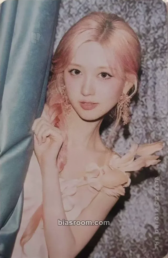 Photocard K-pop Gaeul IVE 𝗗’𝗙𝗘𝗦𝗧𝗔 𝗧𝗛𝗘 𝗢𝗥𝗜𝗚𝗜𝗡 