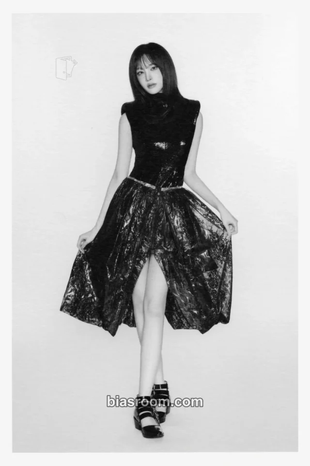 Liz IVE 𝗗’𝗙𝗘𝗦𝗧𝗔 𝗧𝗛𝗘 𝗢𝗥𝗜𝗚𝗜𝗡  K-pop photocard