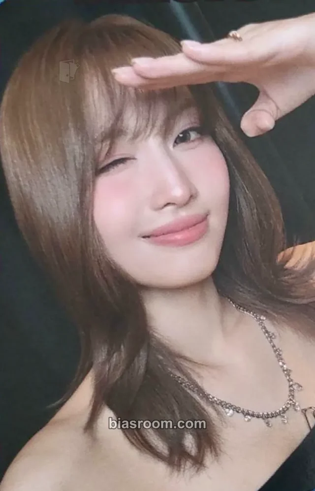 Momo TWICE <THIS IS FOR> WORLD TOUR FINALE in SEOUL - LIVE K-pop 포토카드