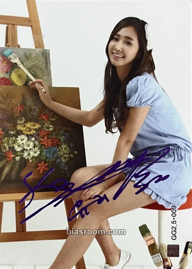 Yuri Girls' Generation Girls' Generation Star Collection Cards K-pop photocard