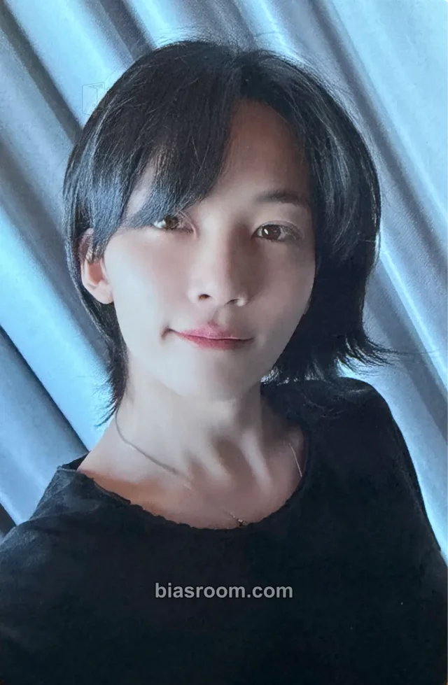 Jeonghan SEVENTEEN SECTOR 17 K-pop photocard
