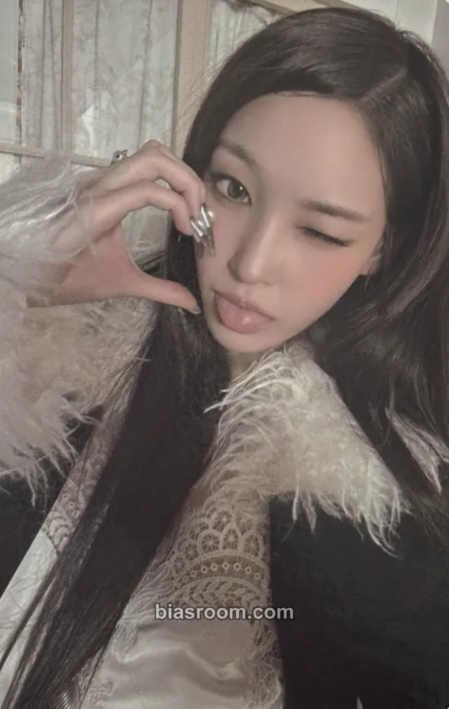 Photocard K-pop de Annie ALLDAY PROJECT CRASH