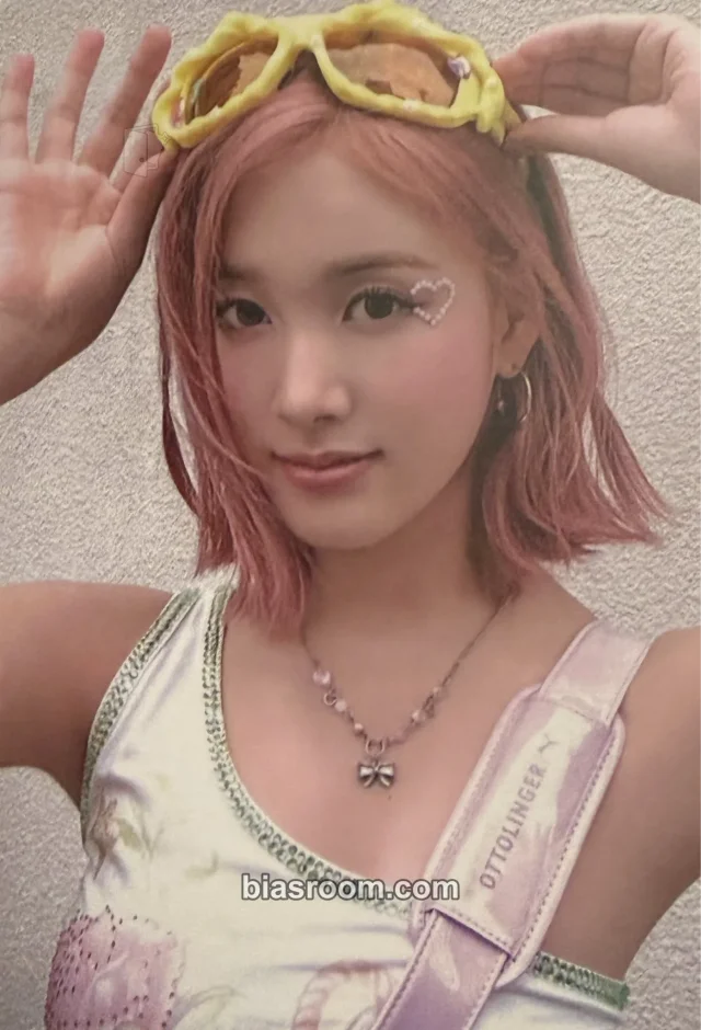 J STAYC MEOW / Cheeky Icy Thang (Japanese Ver.) K-pop Photocard