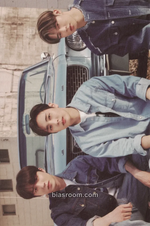 SF9 4TH PHOTOBOOK K-pop photocard