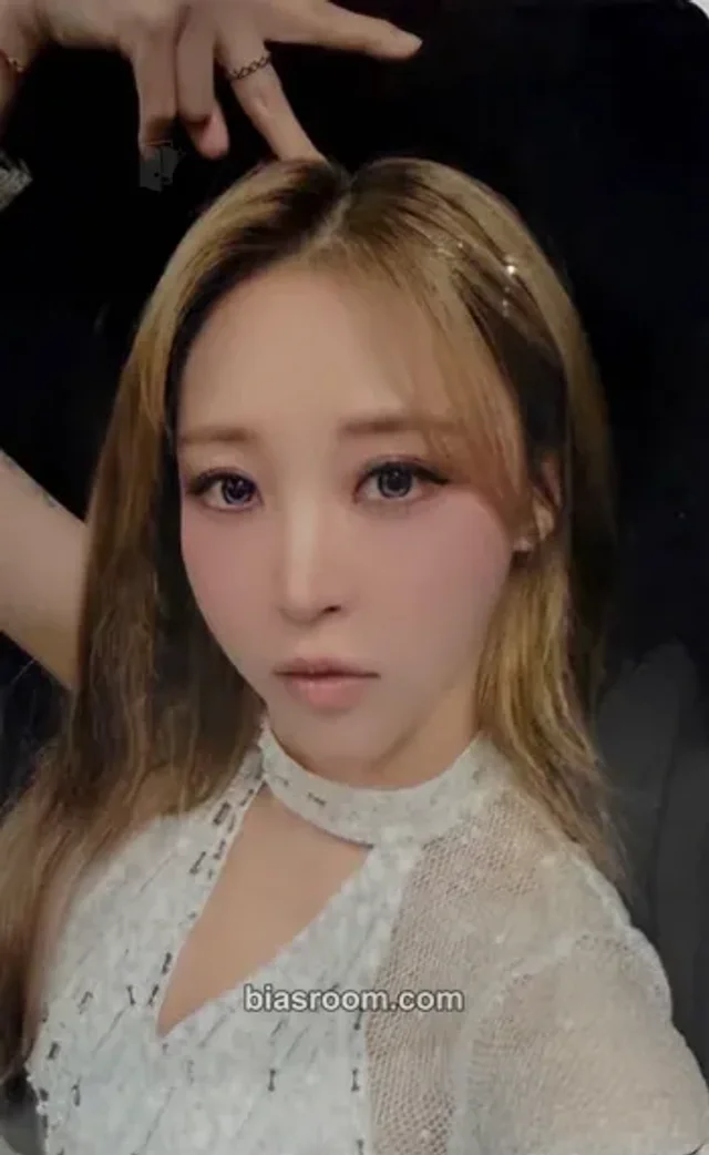 Moonbyul MAMAMOO 4WARD World Tour K-pop photocard