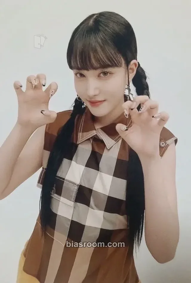 Yoon STAYC POPPY K-pop photocard