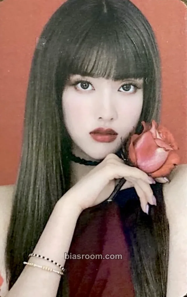 Yoon STAYC CELLUVER x STAYC K-pop photocard