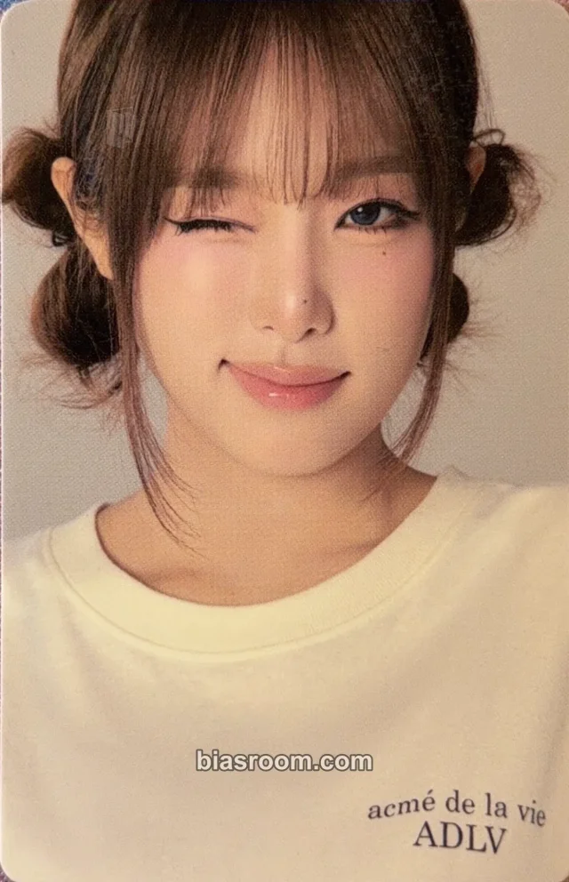 Yena Yena ADLV x Yena K-pop photocard