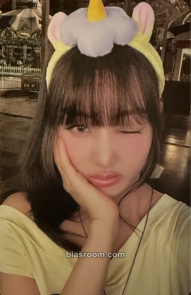 Jihyo TWICE TWICE The Thri11 (11th Anniversary Pop-Up) K-pop Photocard