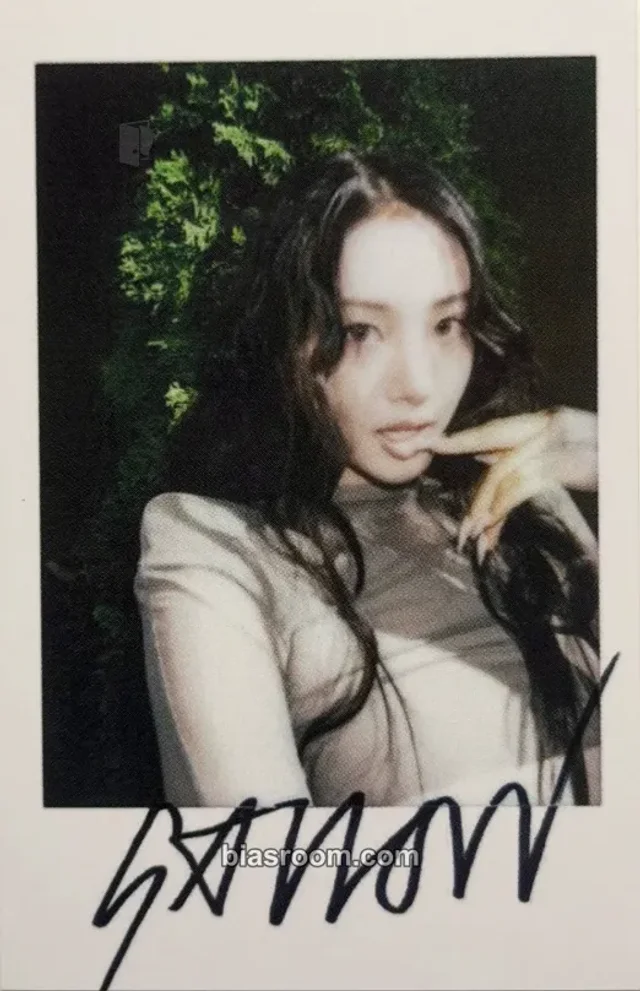 Gawon MEOVV BITE NOW K-pop photocard