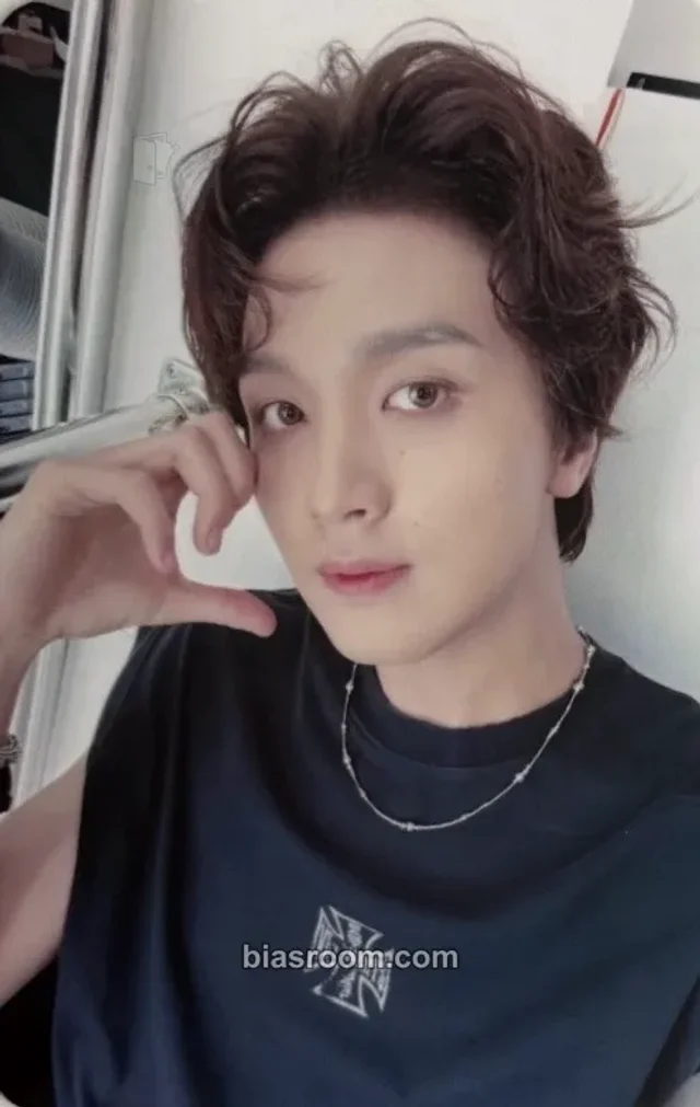 Haechan NCT 127 BLINGY K-pop photocard
