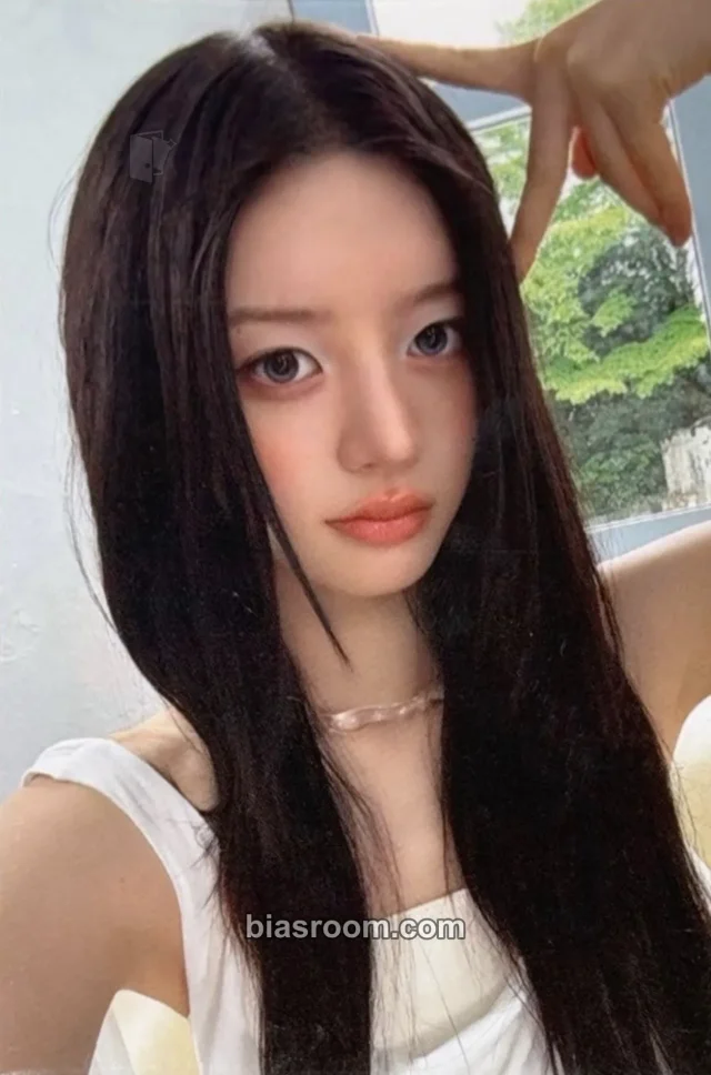 Photocard K-pop Minju ILLIT BREAK EVEN