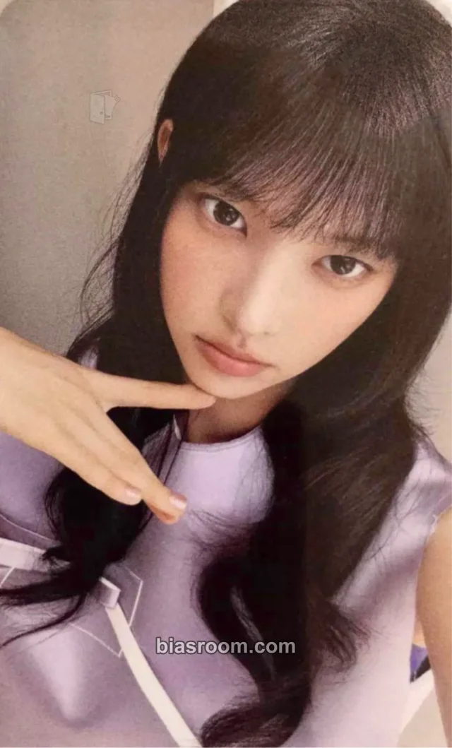 Yunah ILLIT BREAK EVEN K-pop photocard