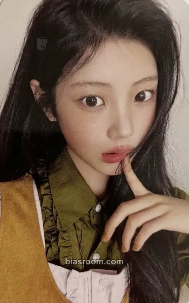 Wonhee ILLIT BREAK EVEN K-pop photocard
