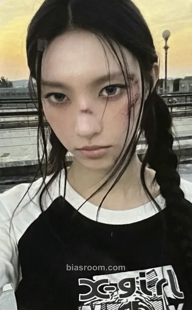 Yunah ILLIT BREAK EVEN K-pop photocard