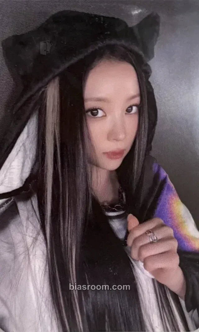 Narin MEOVV BURNING UP K-pop photocard