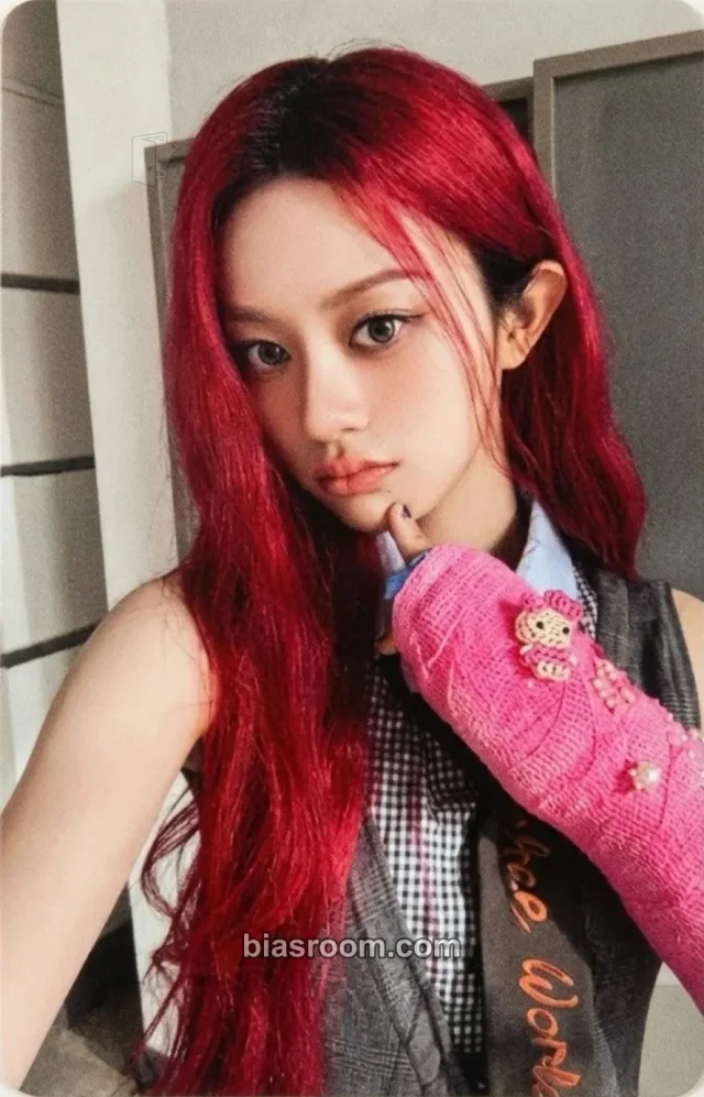 Photocard K-pop de Minju ILLIT BREAK EVEN