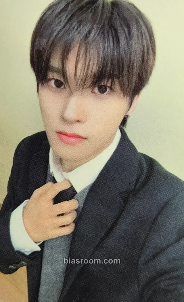 Junmin xikers ROUTE ZERO: The ORA K-pop photocard