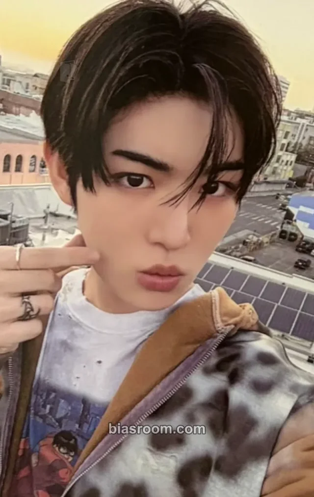 Minje KickFlip KICK OFF THE WALL Pt 1 K-pop photocard