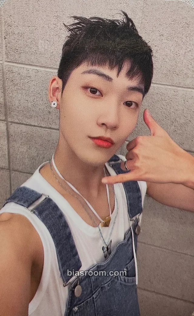 Kevin THE BOYZ Thrill-ing K-pop photocard