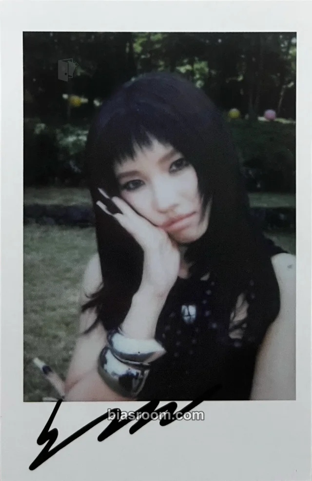 Soyeon i-dle What a Wonderful Life K-pop photocard