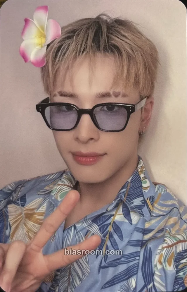 Photocard K-pop Haru NEXZ Saucin'