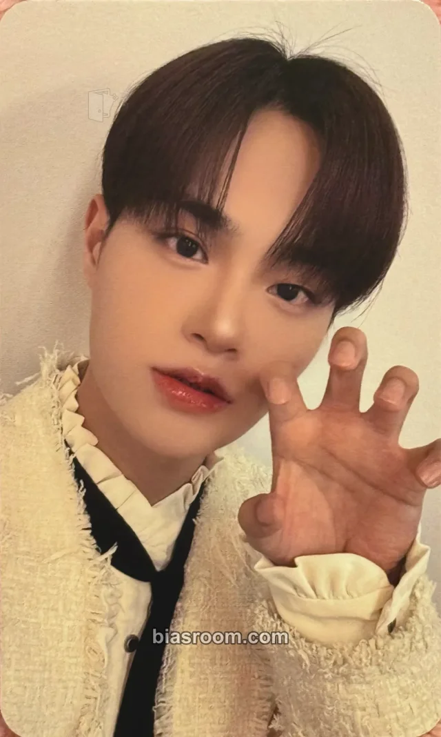 Daehwi AB6IX THE FUTURE IS OURS : FOUND K-pop photocard
