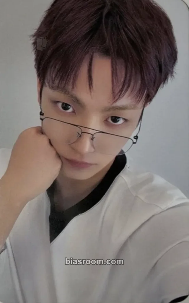 Hongjoong ATEEZ YANAGIMEGANE × ATEEZ K-pop photocard