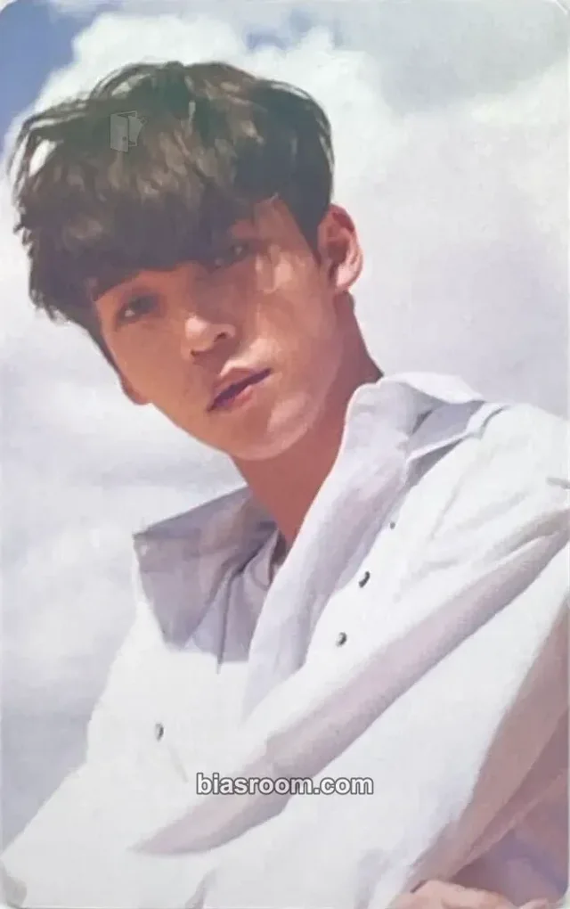 Photocard K-pop de Yunho ATEEZ Higher Timepiece × ATEEZ