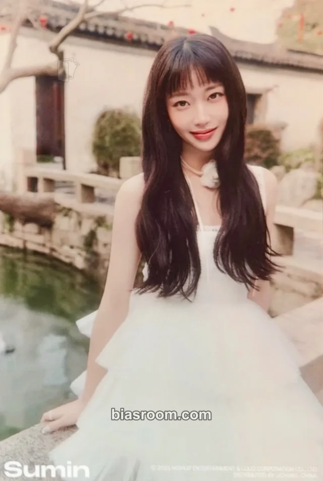 Sumin STAYC STAYC in ZhouZhuang K-pop Photocard