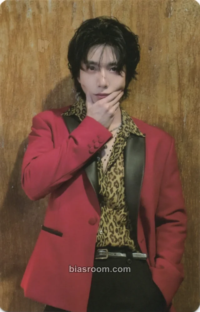 Hwiyoung SF9 2025 LIVE FANTASY #5 LOVE DAWN K-pop photocard