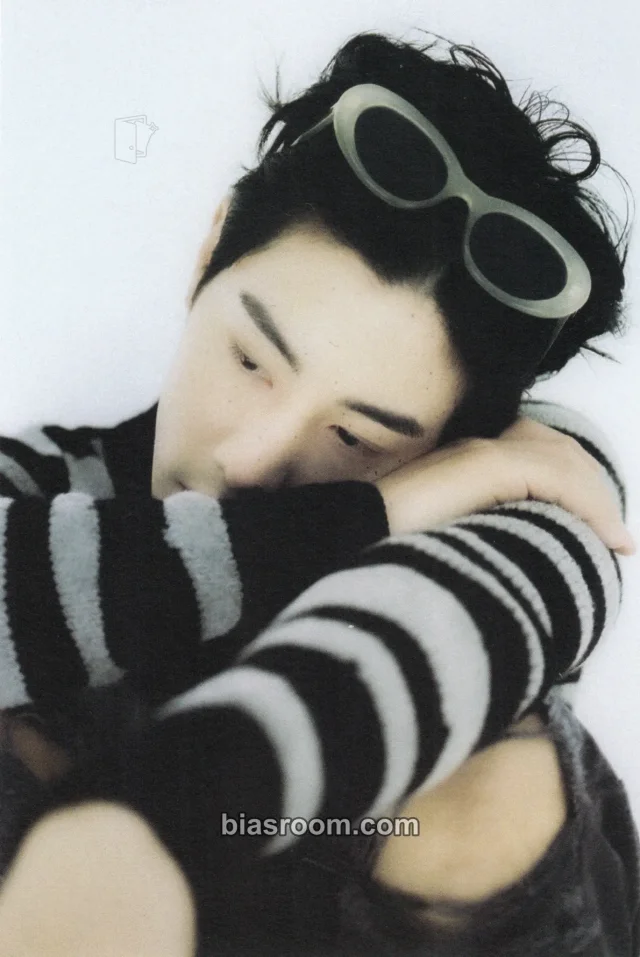 Mark GOT7 The Other Side (Mark Solo) K-pop Photocard