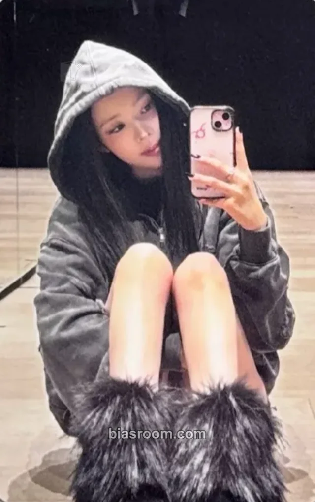 Narin MEOVV BURNING UP K-pop photocard