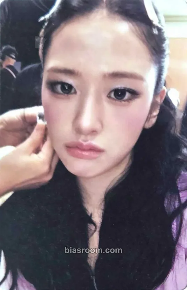 Yujin IVE Looks Can Kill K-pop photocard