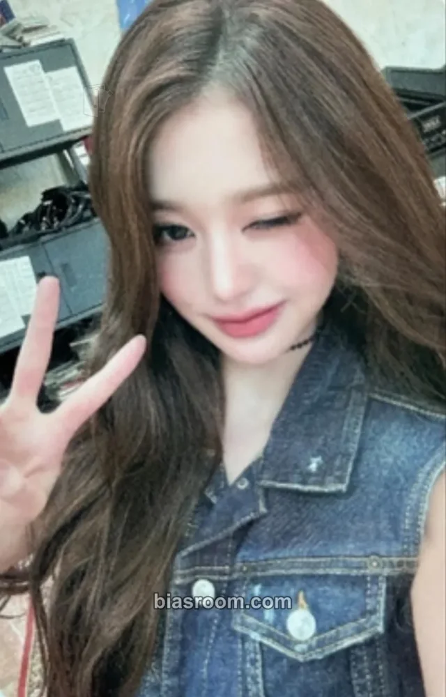 Wonyoung IVE Looks Can Kill K-pop photocard