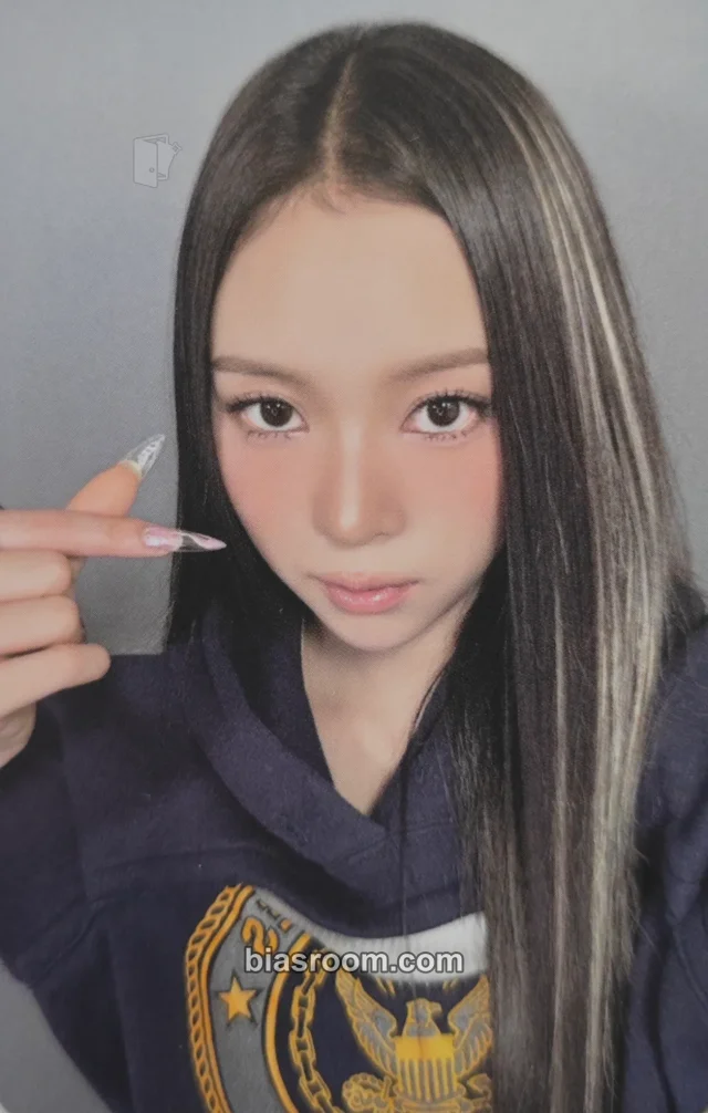 Narin MEOVV BURNING UP K-pop photocard