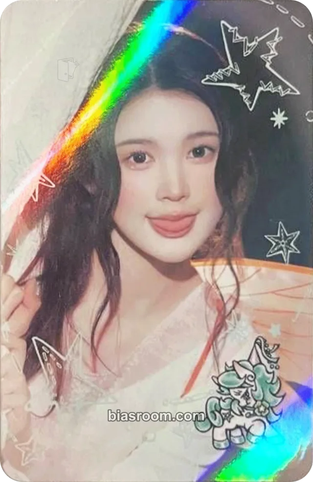 A-na Hearts2Hearts ICONIC HEART K-pop Photocard