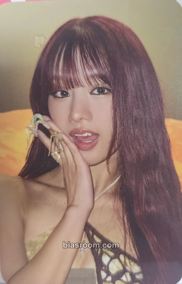 Natty KISS OF LIFE SWEAT K-pop Photocard