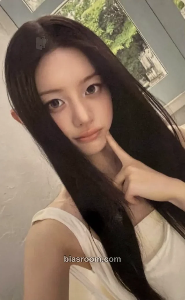 Photocard K-pop di Minju ILLIT BREAK EVEN