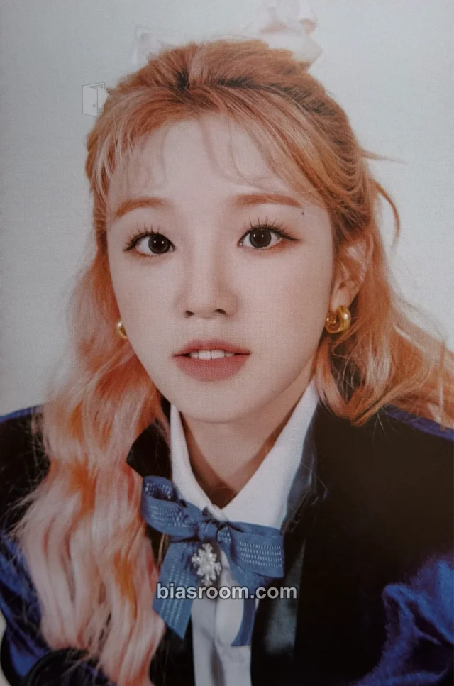 Photocard K-pop Yuqi i-dle 3rd Neverland Membership