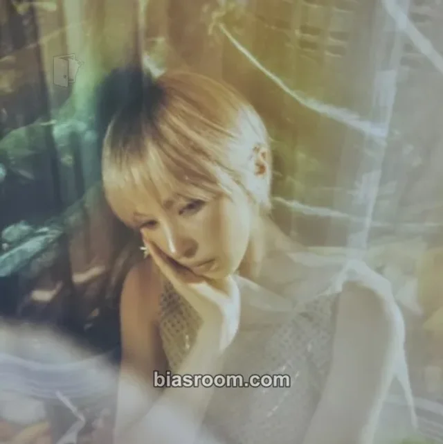 Bae NMIXX Strange Muse K-pop photocard
