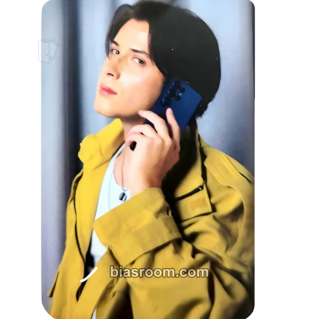 Alejandro Santos Bravos Santos bravos x Samsung K-pop photocard