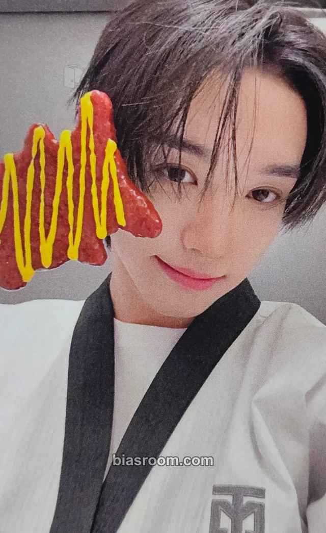 Yujun xikers ROUTE ZERO: The ORA K-pop photocard