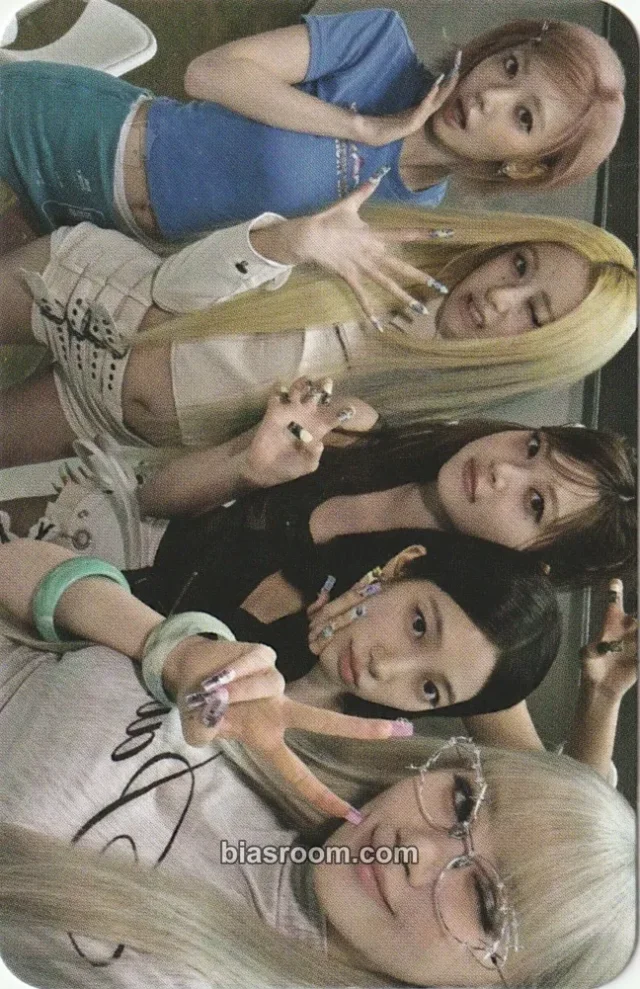 LE SSERAFIM Made My Night K-pop Photocard