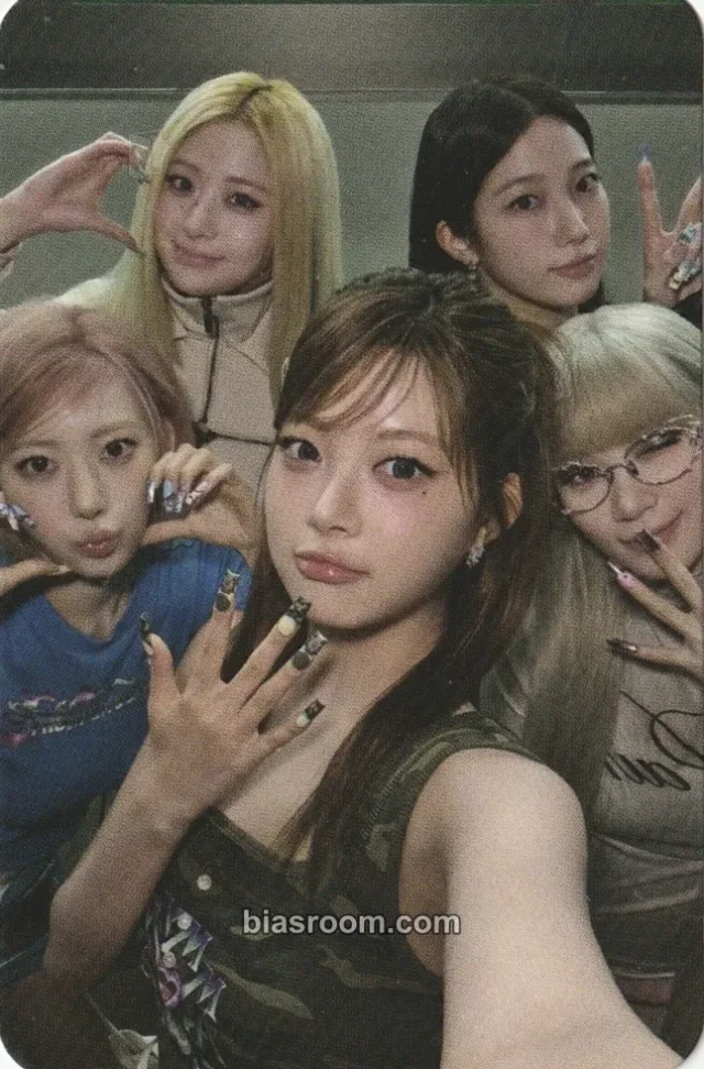 LE SSERAFIM Made My Night K-pop Photocard