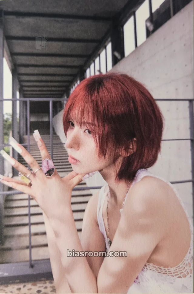 Bae NMIXX Strange Muse K-pop photocard