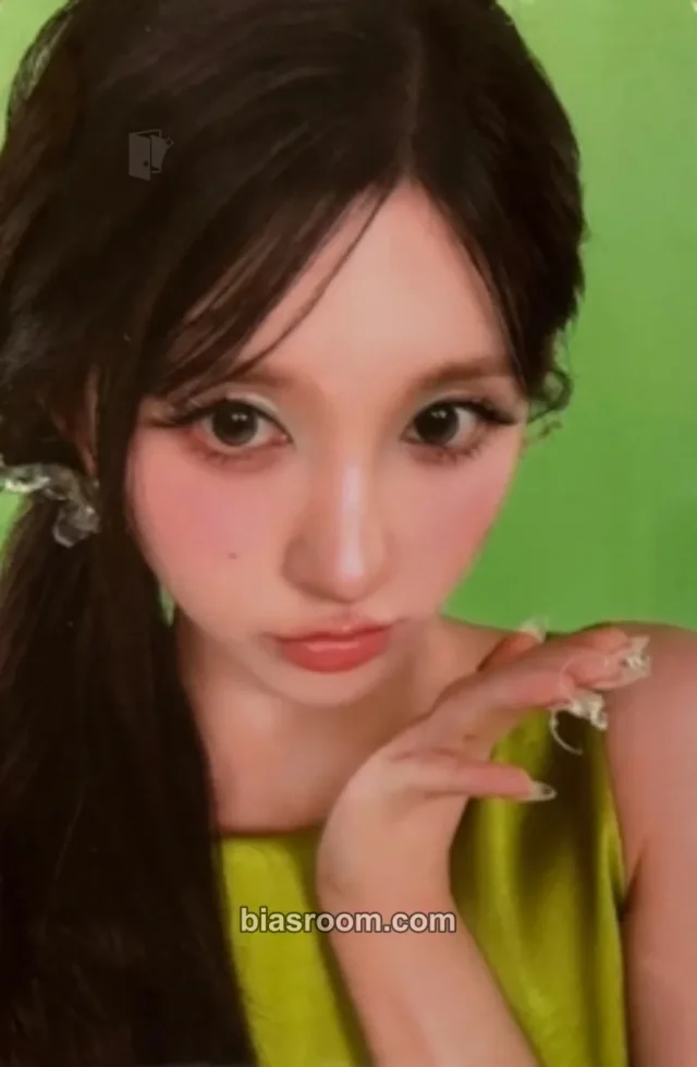 Gaeul IVE Looks Can Kill K-pop photocard