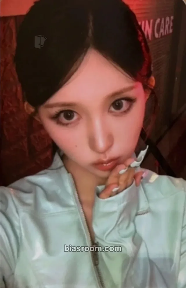 Gaeul IVE Looks Can Kill K-pop photocard