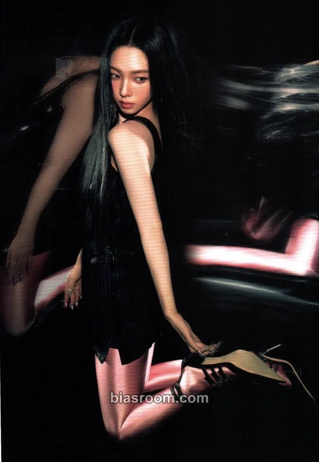 Karina aespa Whiplash K-pop photocard